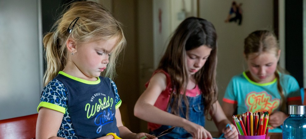 knutselen animatie.jpg knutselen animatie.jpg